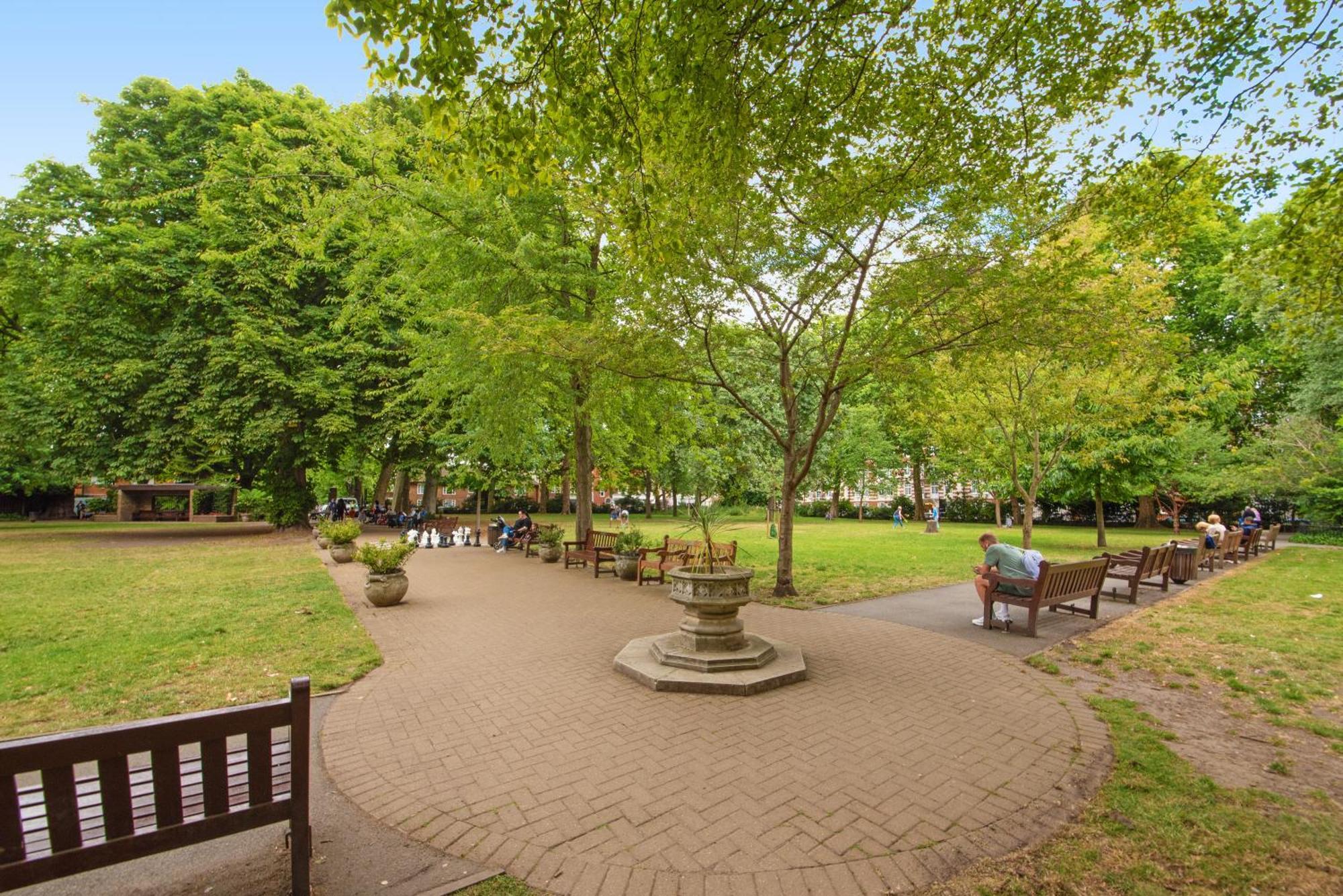 Delux 1 Bd Regents Park Nw8 * Лондон